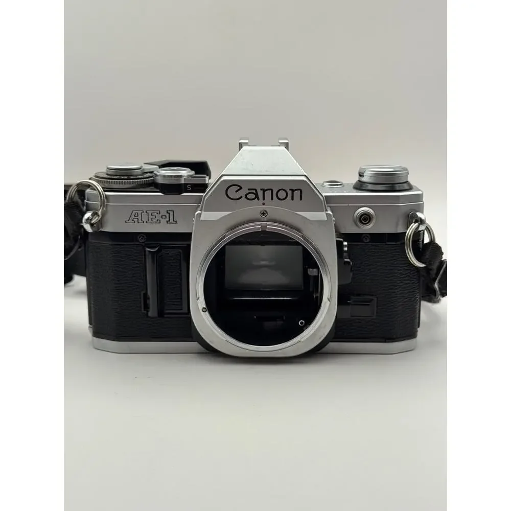 Canon AE-1 Tested 35mm SLR Film Camera Interchangeable Lens Strap Japan Vintage